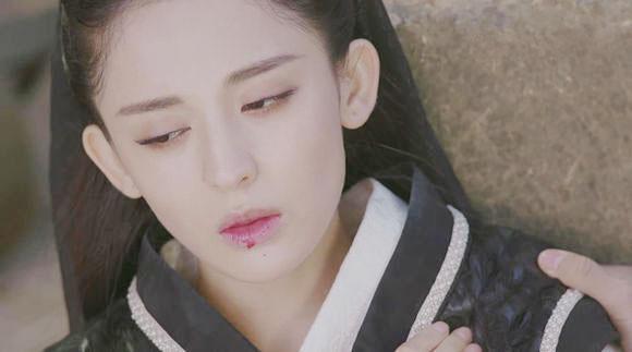 嘴角向下的女明星,揭秘那些令人心疼的女明星